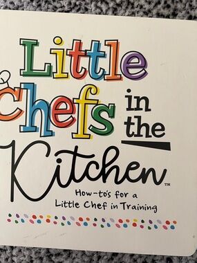Gibson Little Chefs in the Kitchen